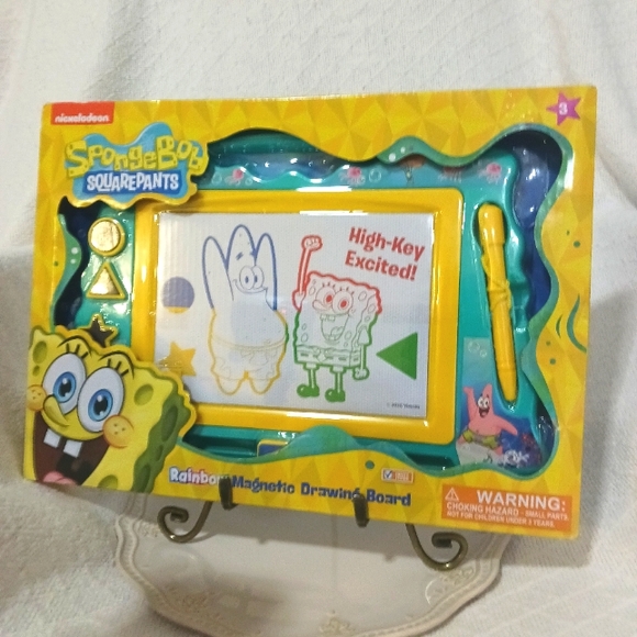 Nickelodeon SpongeBob Square Pants Rainbow Magnetic Drawing Board Age 3+ - Picture 6 of 6